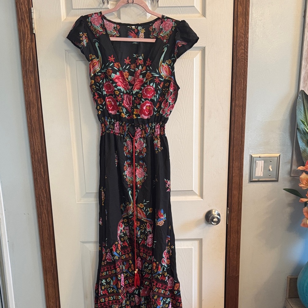 Floral Black‎ Maxi Dress